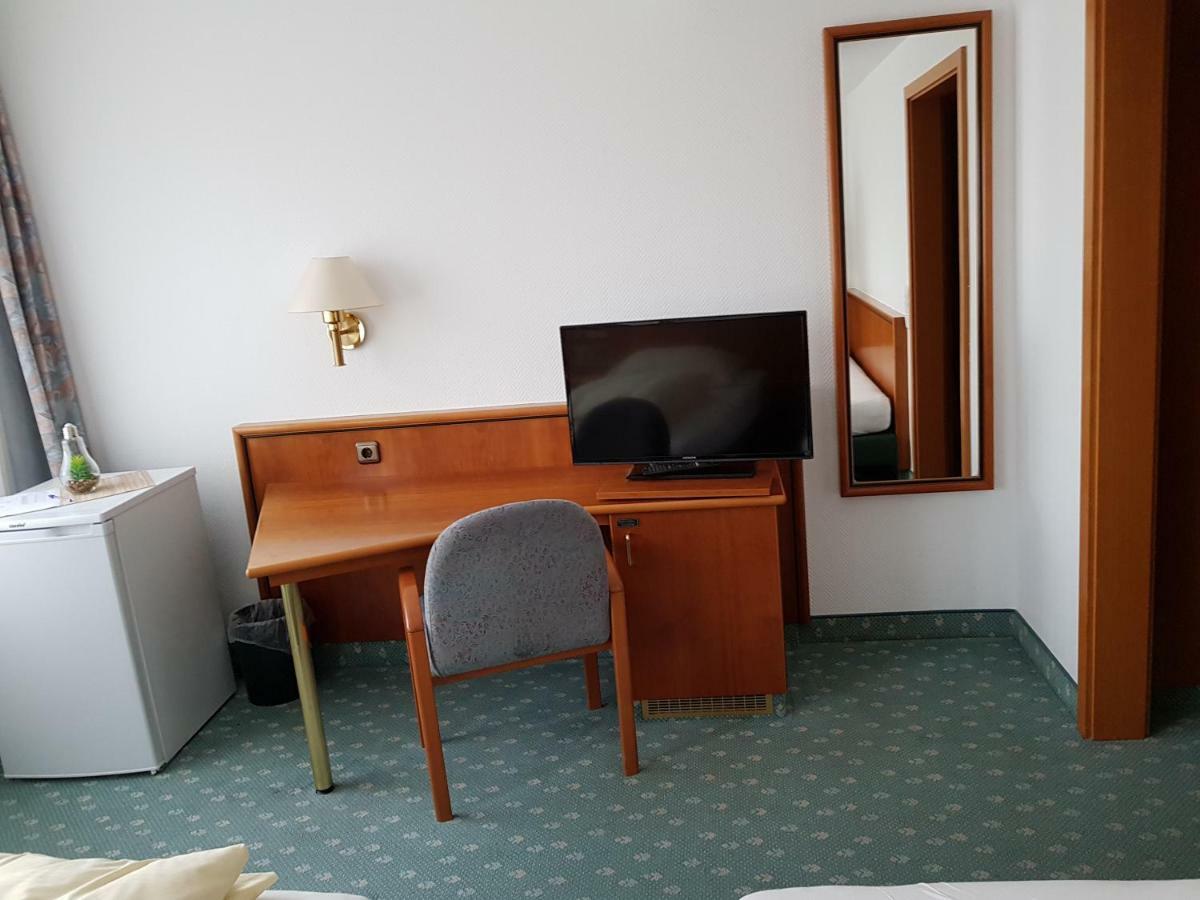 Hotel Gallmersgarten ภายนอก รูปภาพ